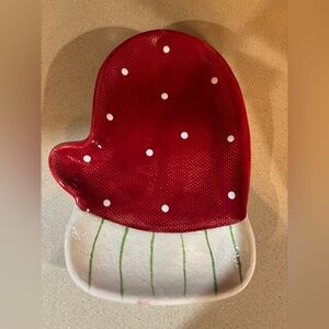 Cracker Barrel Red and White Holiday Mitten Dish